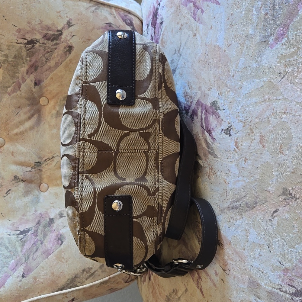 Coach Zoe Bag - Picture 6 of 14